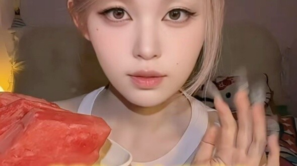 ᯠ_ ̫ _ ̥ᯄ ੭Lâu rồi không gặp. Lòng tôi nhớ vợ như sông Dương Tử và sông Hoàng Hà.