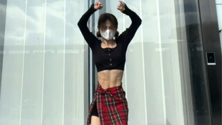 来更新了，BGM混剪blackpink ，就是苹果手机耳机延迟真的很～～～