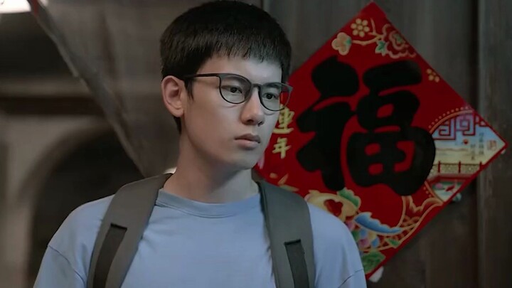 From now on, World of Warcraft has one less stellar raid leader—but the school gate just gained a ne