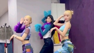 【Apink|CHOBOM】Thành viên út đến thăm trường quay & Btopink ơi!!!