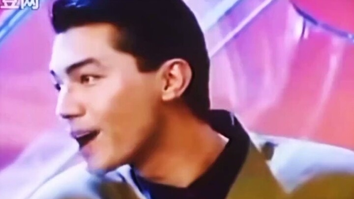 【John Lone】Uncle Long’s original voice, health bar depleted