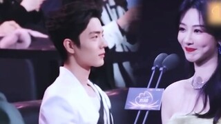 Xiao Zhan dan Yang Zi membuat perjanjian diam-diam untuk menghindari kecurigaan pada malam Weibo, pe