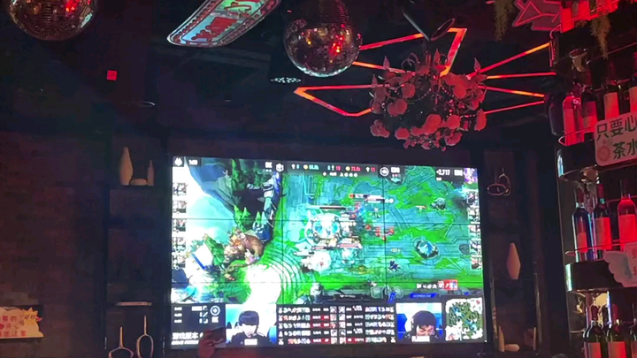 ขอแสดงความยินดีกับ EDG ที่คว้าแชมป์รอบชิงชนะเลิศ S11!!