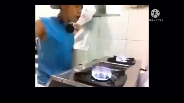 Xuân đã zề, trổ tài đê ae