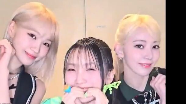 小樱花跳YOASOBI《偶像》ikura当场应援&单人版