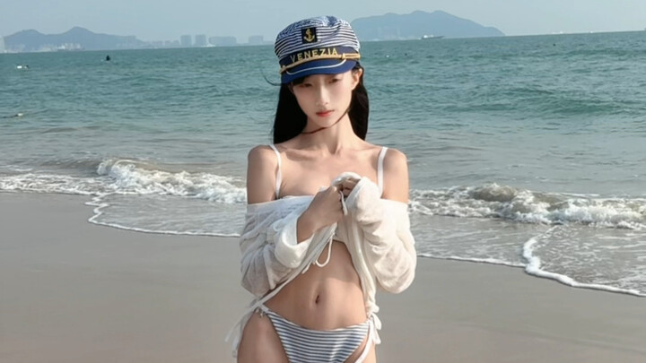 Vlog pemotretan bikini di tepi pantai