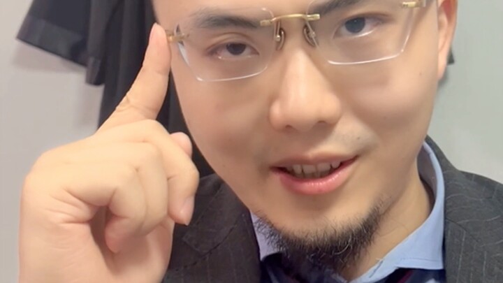 Pengacara semuanya berpenghasilan delapan digit per tahun? Hehe