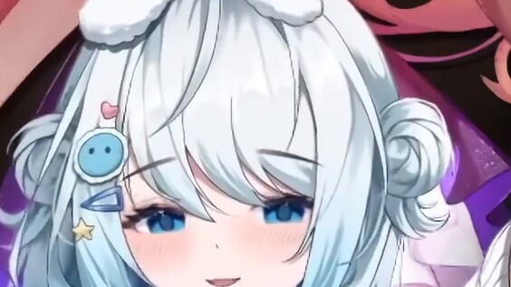 When I was going crazy about the beautiful girl idol, I found out that it was actually my good frien