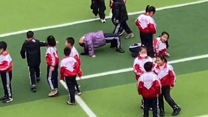 Semuanya penuh dengan hal-hal menarik, sama sekali tidak bisa dipandang habis.