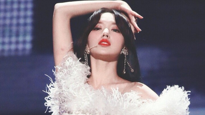 No one can resist her on stage during the K-pop era.