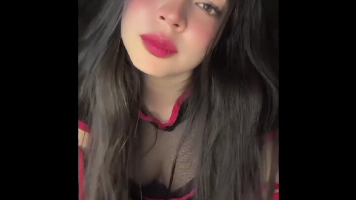 kk nya cosplay apaan yaa🤔, para wibu tau nggak yaa🙏🙏😅🤭