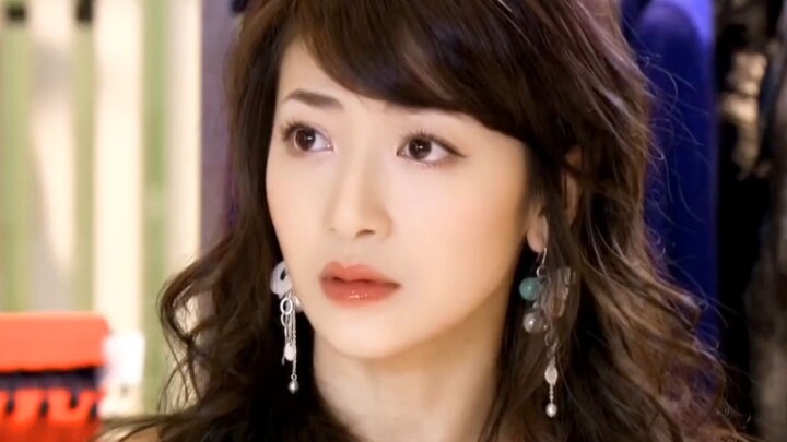 Quả nhiên chỉ có xinh đẹp đủ chuẩn mới có thể làm nữ phụ!