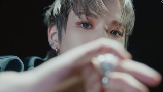 [SM Entertainment] A 1 minute and 6 second video will show you why "fool" is the leader of KPOP... [