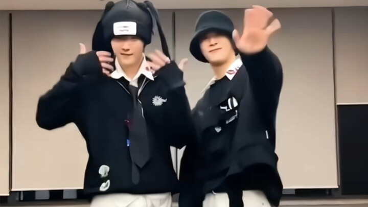 【ASTRO】OMG challenge 来啦！！渔夫帽那个不是文秀雅吗！