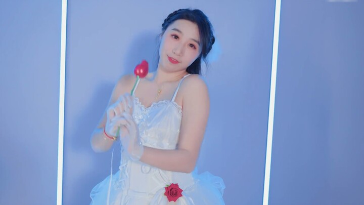 I'm not a college student anymore! Be fascinated by me~ "Super fairy pure desire big sister"