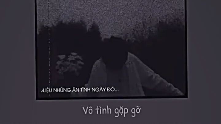 19h 39p nằm ngoài đám cỏ tối lắm!!!