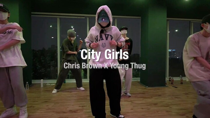 Koreografi terbaru kakak cantik Groot, Chris Brown & Young Thug "City Girls"