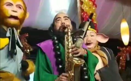 Angin Petualangan ke Barat