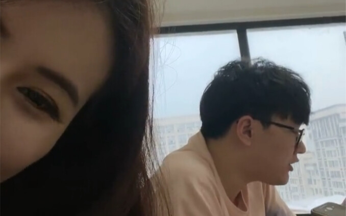 มาแสดงเพลงเดี่ยวคู่รักให้ทุกคนดูกันเลย!