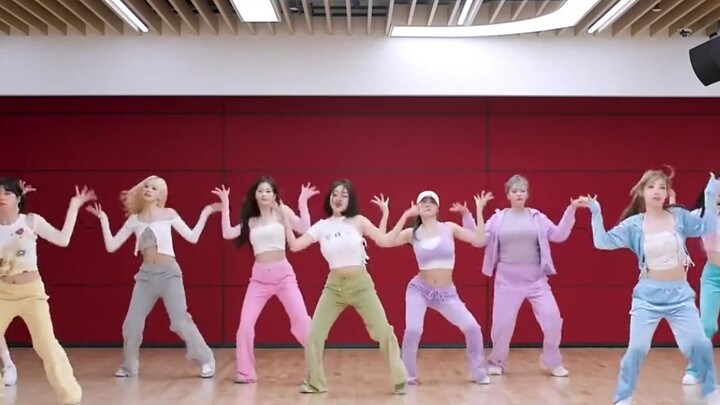 Girl Idol Who Performed on TWICE’s Debut Stage