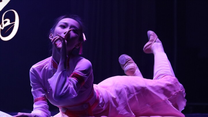 คุณหลงใหลในมนต์เสน่ห์นี้หรือไม่? ท่าเต้นของ Zhu Jinhui 【เหยาเหยาหลิง】