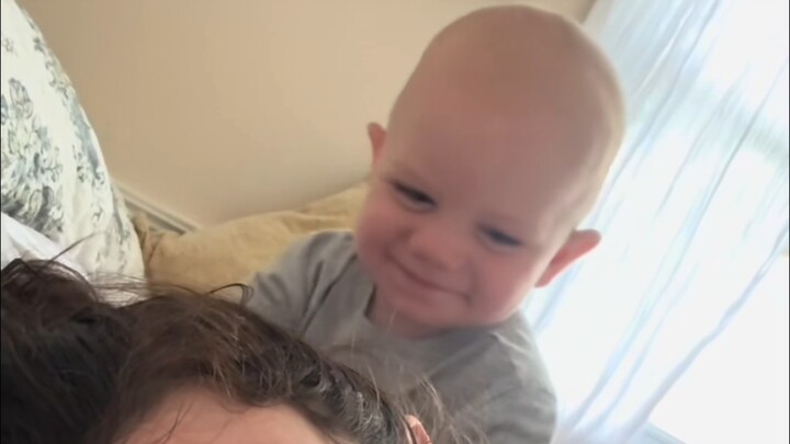 Just how cute are human babies…?