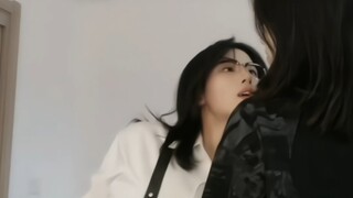 亦十二/双人笛子舞 照她俩这跳法容易走火