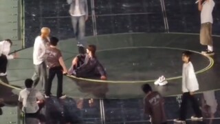 bboy阿浩，在日本最大规模的演出场上跳breaking