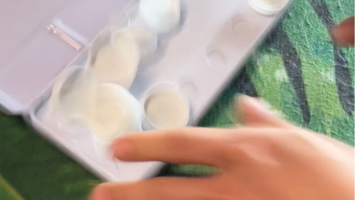 Which paintbox manufacturer is responsible for this? Come out and face me, you bastard! Aaaaaah!