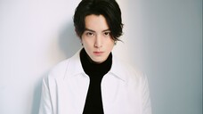 "Young Master" Wang Hedi promoted his own fried skewers on a variety show, and even the size of the 