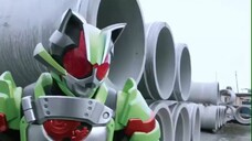 Kamen Rider Glare2 Doing The Worm