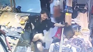 监控下的迷惑行为社死名场面