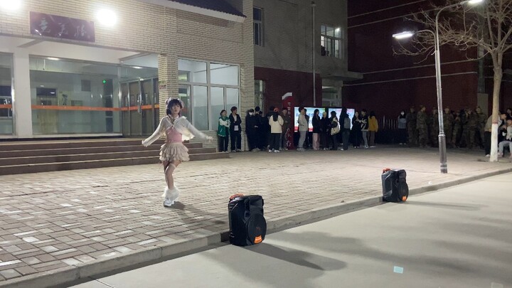 Rebirth: I was a little idol in college