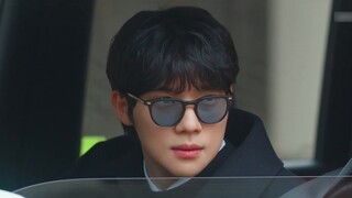พี่ชายที่แสนดีและปีศาจที่บ้าคลั่ง