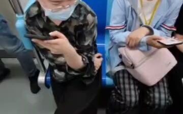 Nilai di Douban: 9,0 #Shanghai (8.16) monolog di Jalur 9, layak dijadikan bahan ajar di jurusan seni