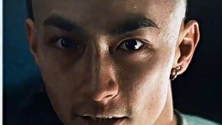 “ 你看看你后面有什么！”