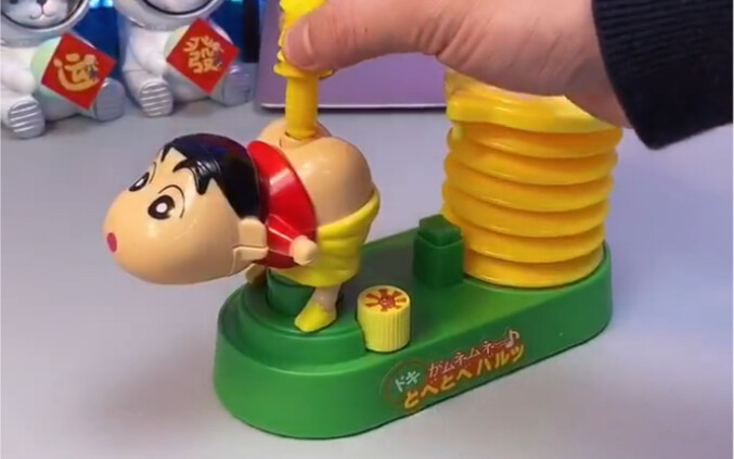 هههه! منذ أن أهدت صديقتي هذه، لم تستطع التوقف عن اللعب طوال الليلة～