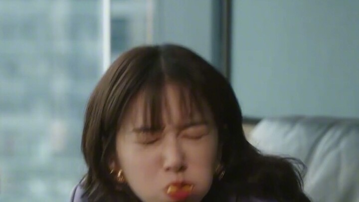 This female lead is so quirky—why do viewers still love her so much? An unexpected holiday!