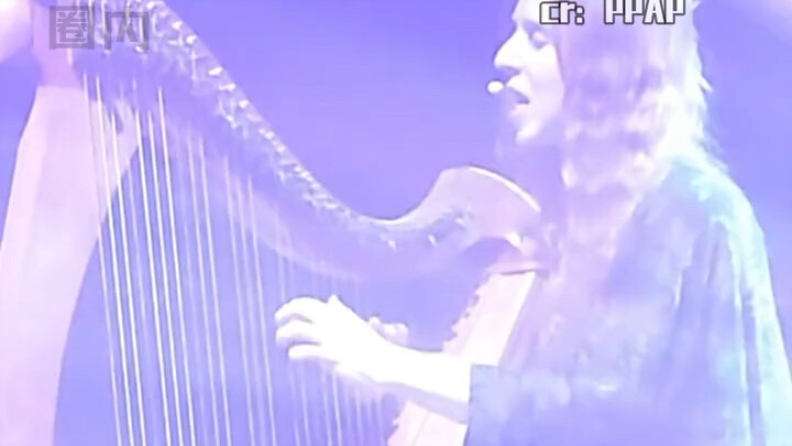 Mysterious harpist! Heavenly music dazzles the entire audience!