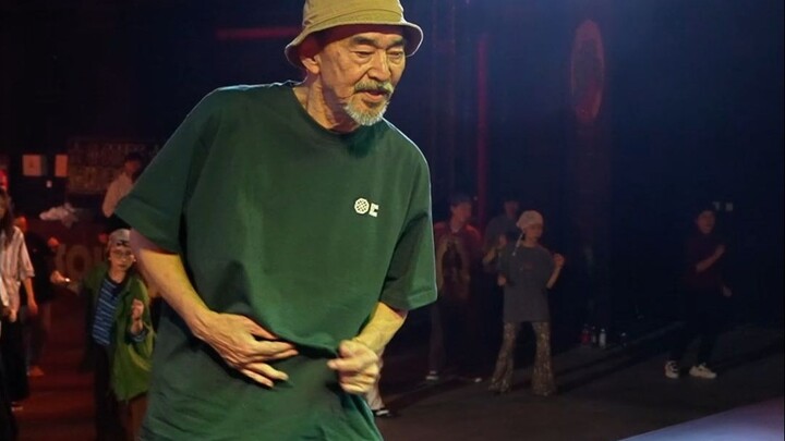 【มาสเตอร์ G】จะเต้นตามท่าของคุณตาดานซังวัย 70 ปีได้ยังไง? มาพร้อมการแยกจังหวะแบบชัดๆ แล้วมาเรียนรู้ไป