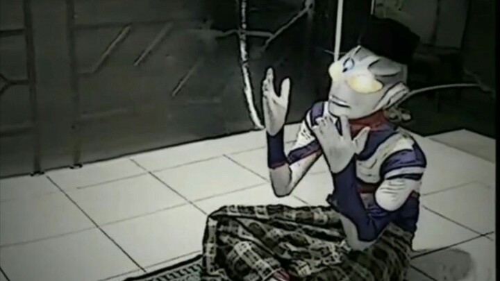 jgn mau kalah Ama ultramen🫂