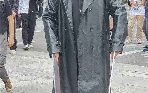 【Kunang-kunang Guangzhou】Setan Pedang, meme Raja Kekuatan