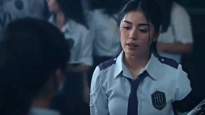 pinatikim ba naman ng 180° slap. #helluniversity #zeinshion