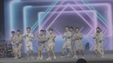 Sốc! Các sinh viên từ một trường đại học năm 985 ở Tứ Xuyên đã thực sự nhảy bài "New Treasure Island