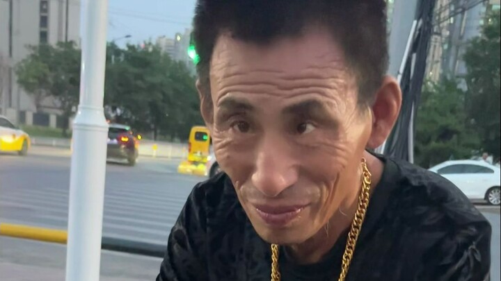 Thịt zombie thật đáng sợ, cả đêm tim đập thình thịch không yên.