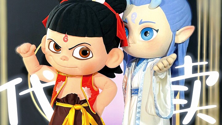 หลังจากออกฉายถึงได้รู้ว่าบริการรับหิ้วตุ๊กตามันฟินขนาดไหน! คนที่คิดค้นชุดคอสเพลย์สองตัวนี้ต้องเป็นอั