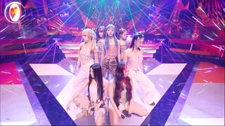 Streaming exceeded 100 million in 3 months, HANA once again performed the hit debut song Rose
