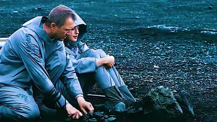 On the “titanium” planet overrun by monsters, can they escape with their lives?