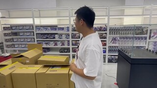 [Qingdao Ahao] Toko baru akan segera dibuka. Sejumlah besar model telah tiba, dan dekorasi berlanjut
