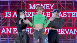 LISA《MONEY》Tik Tok舞蹈挑战视频公开！